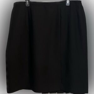 💥Black Skirt Suit Separate Straight Lined Cato Woman Back Pleats 24W